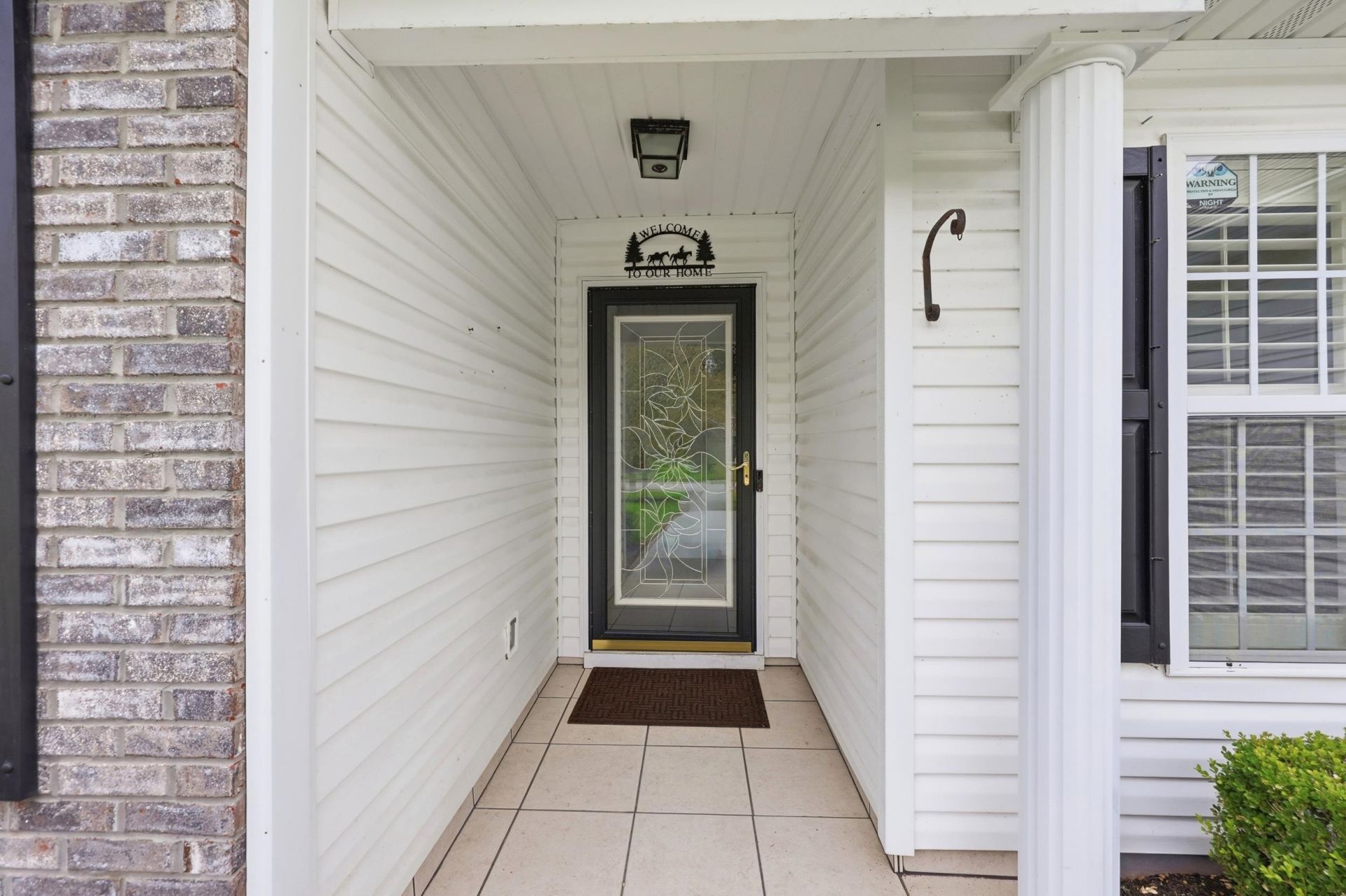 303 Vermillion Dr. Photo 5