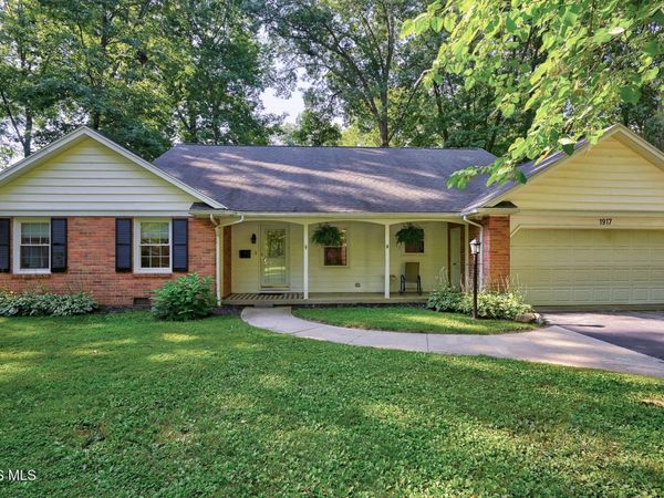 1917 Imperial Lane , Findlay, OH 45840