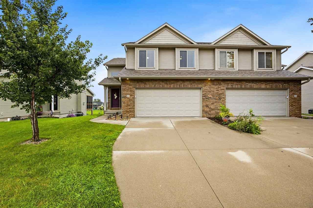 90 S Park Ridge Rd, North Liberty, IA 52317 Main Photo