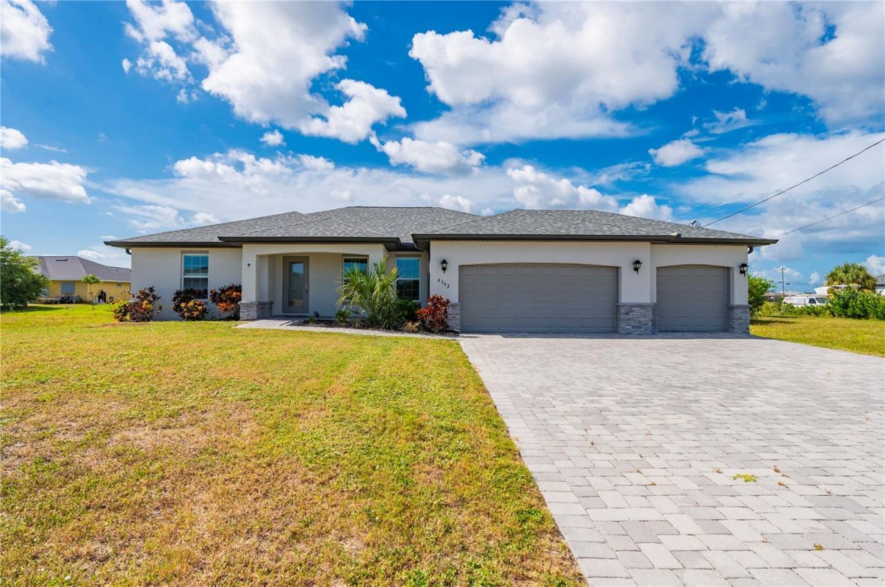 4302 NW 32nd Street, Cape Coral, FL 33993 Photo