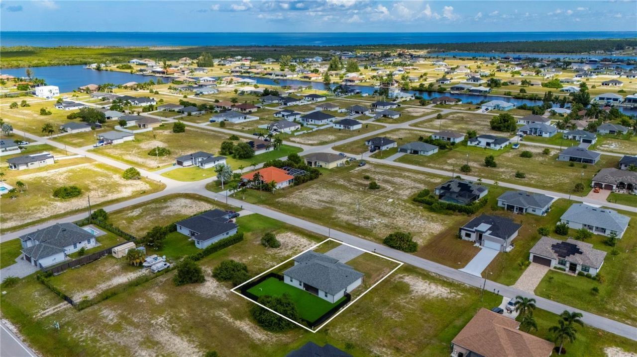 4302 NW 32nd Street, Cape Coral, FL 33993 Photo