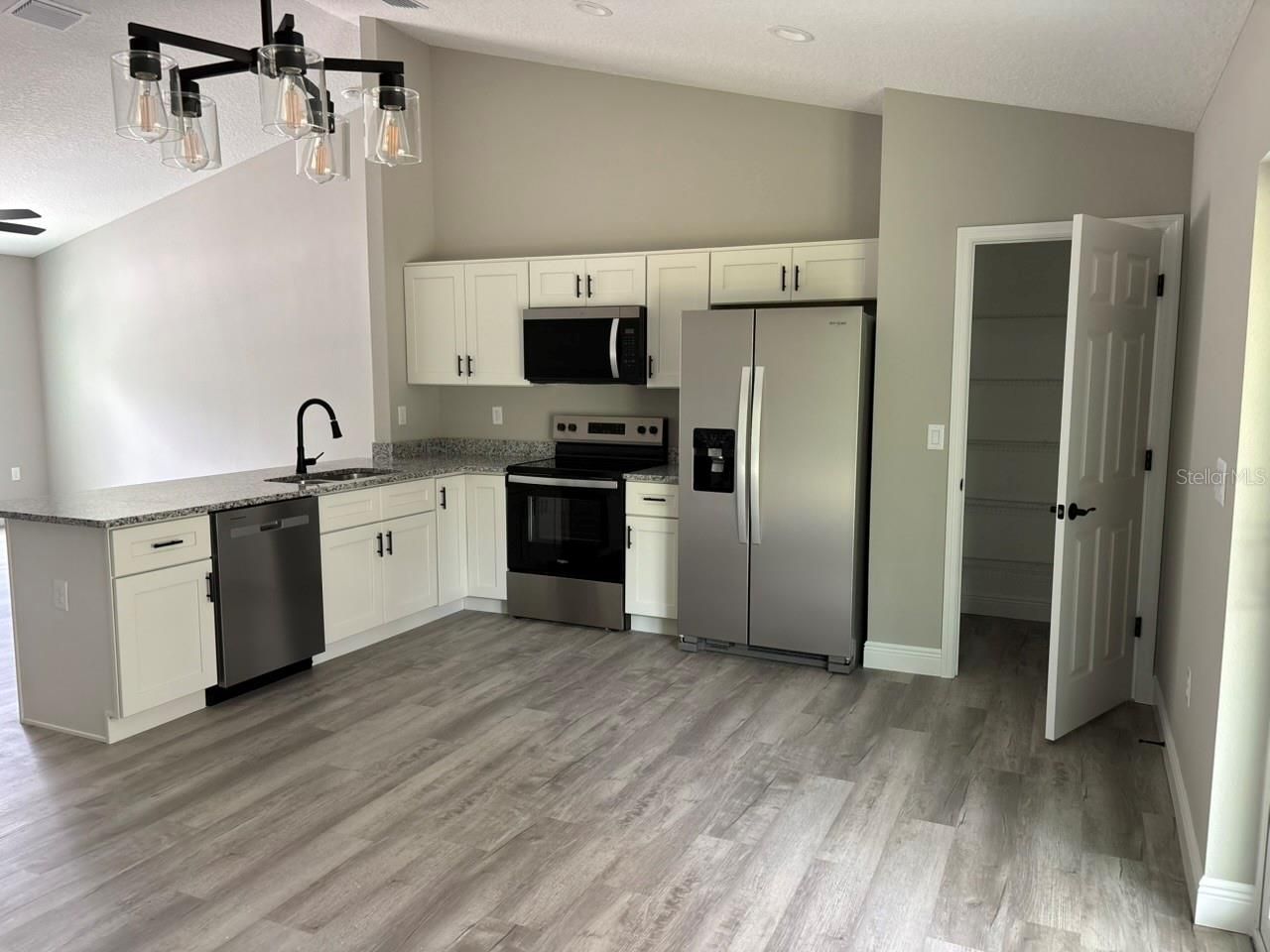 1997 W Riley Drive , Dunnellon, FL 34434 Photo