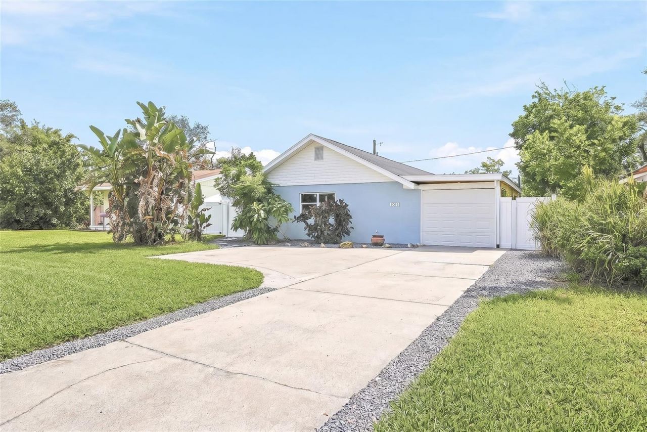 1811 49th Street N, Saint Petersburg, FL 33710 Photo