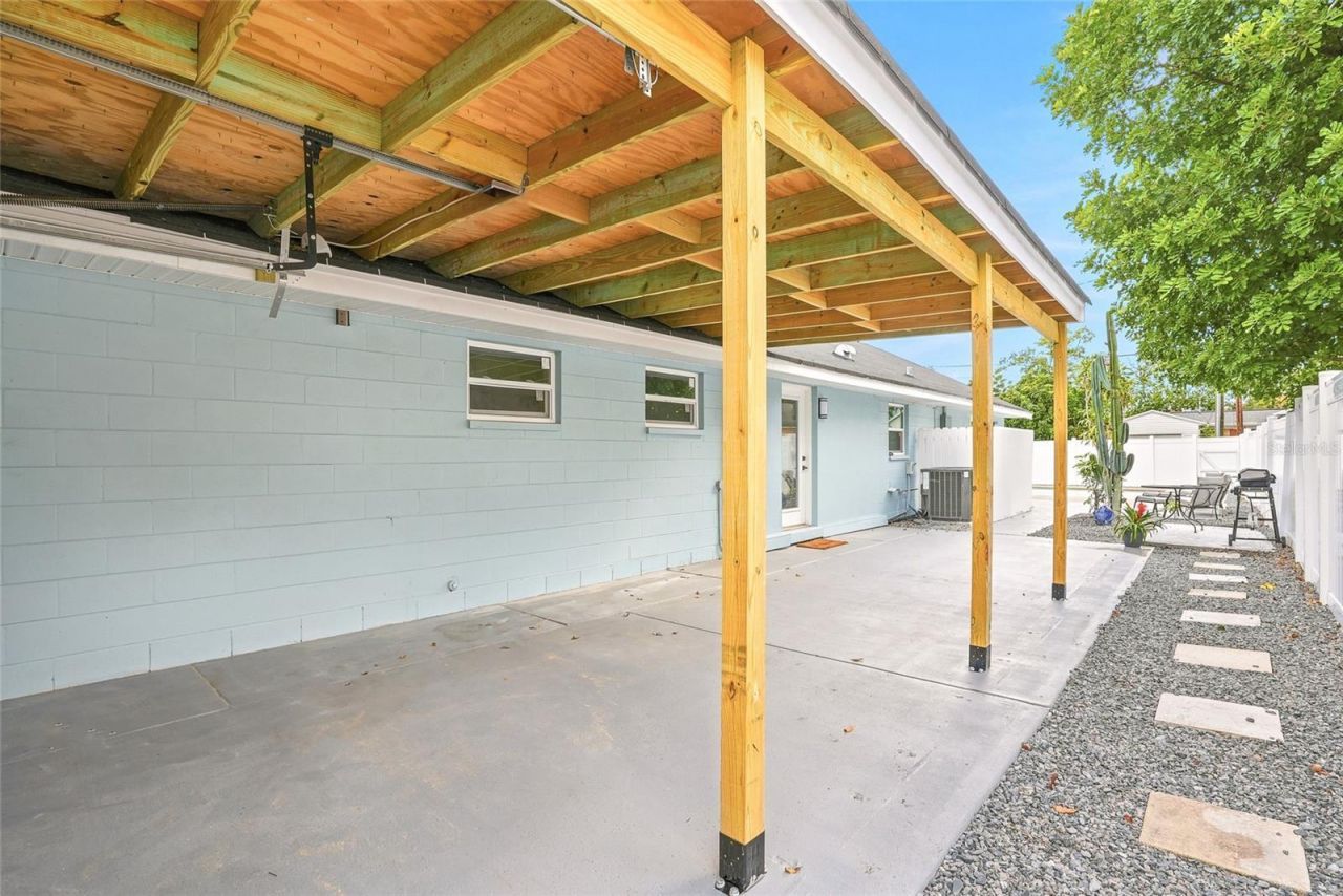 1811 49th Street N, Saint Petersburg, FL 33710 Photo