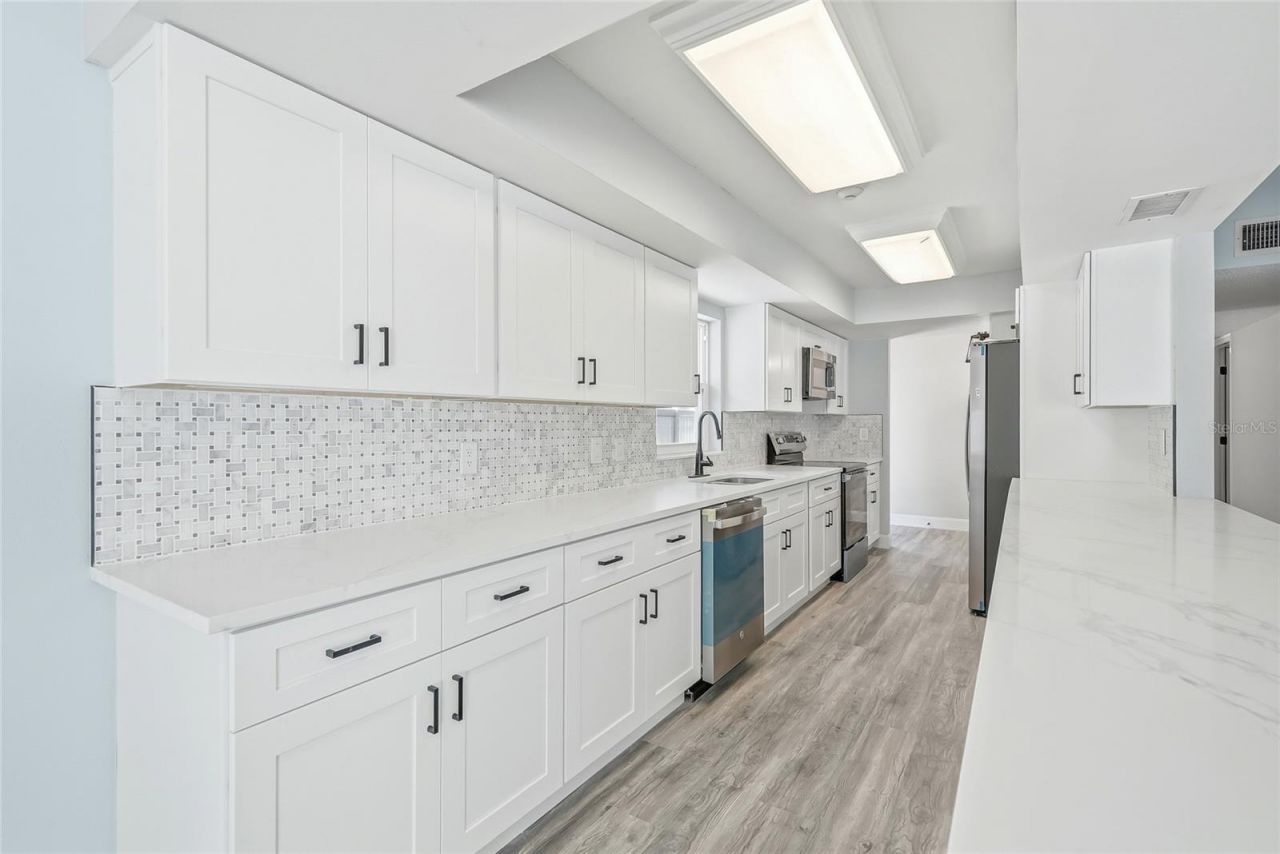 1811 49th Street N, Saint Petersburg, FL 33710 Photo