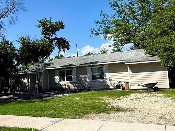 3619 W RENELLIE CIRCLE , TAMPA, FL 33629