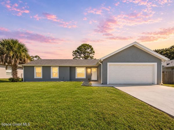 282 Umber Street NW, Palm Bay, FL 32907