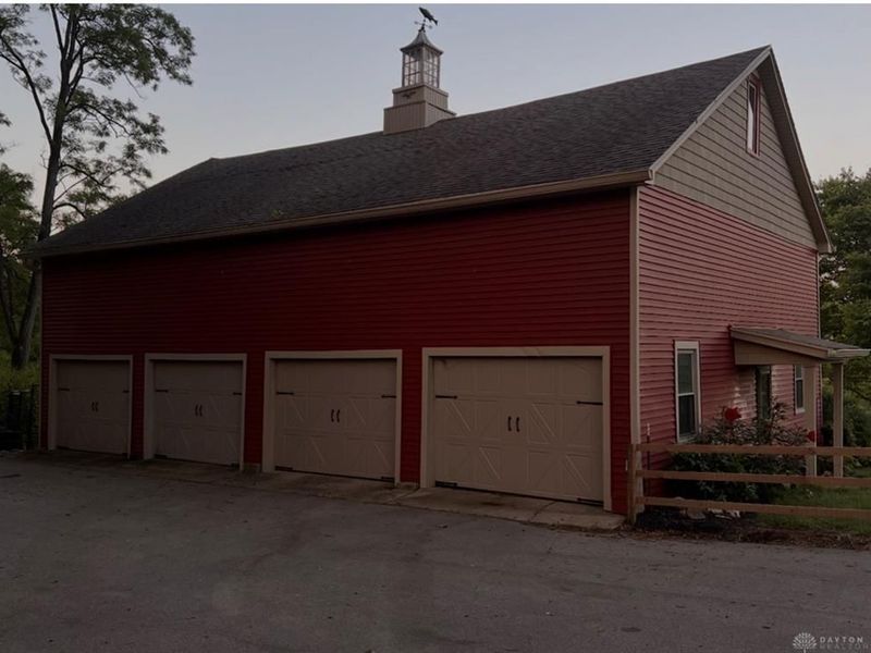 204 E Cumberland Street, Lewisburg, OH 45338 Photo 2