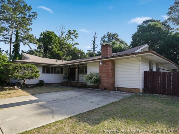 1829 Martindale Drive, Fayetteville, NC 28304