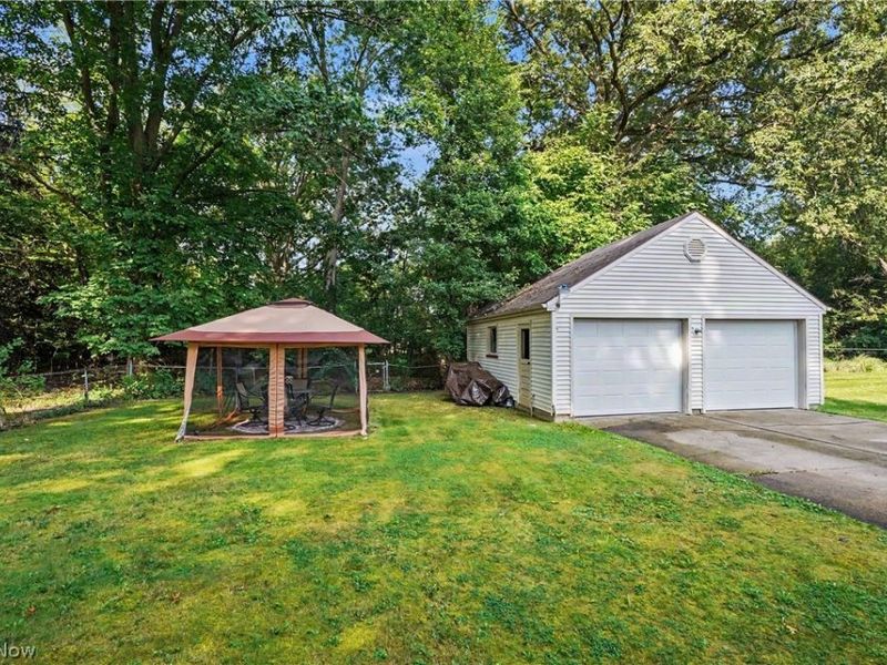 4710 Grover Drive, Youngstown, OH 44512 Photo 28
