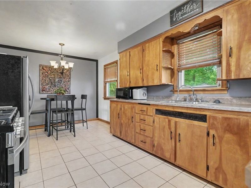4710 Grover Drive, Youngstown, OH 44512 Photo 7