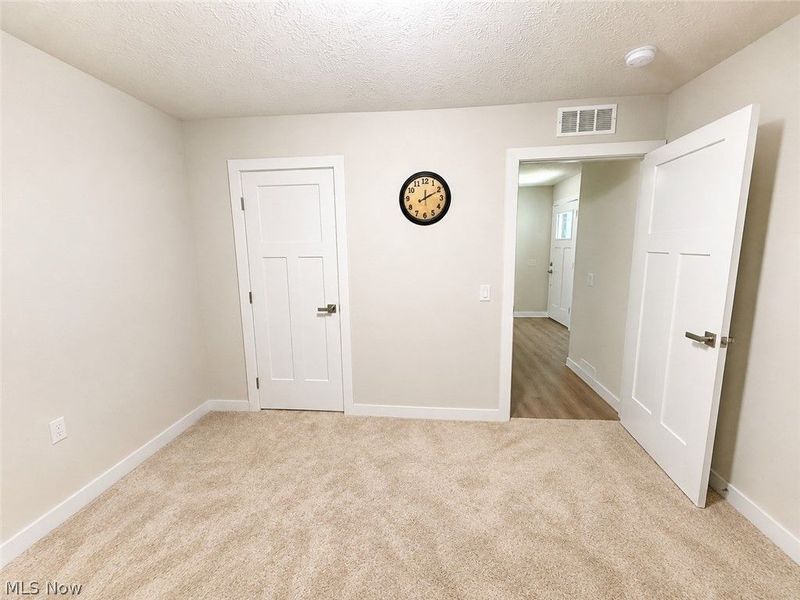 168 Eagle Circle, Amherst, OH 44001 Photo 12