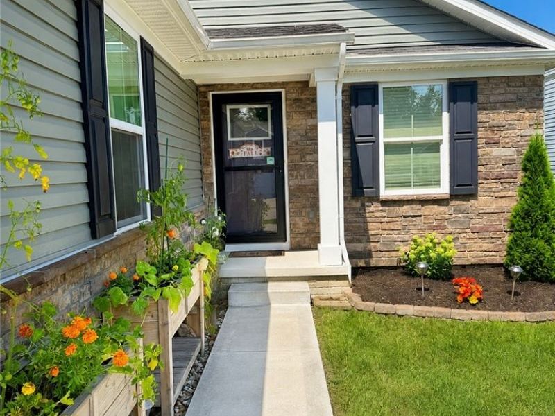 168 Eagle Circle, Amherst, OH 44001 Photo 3