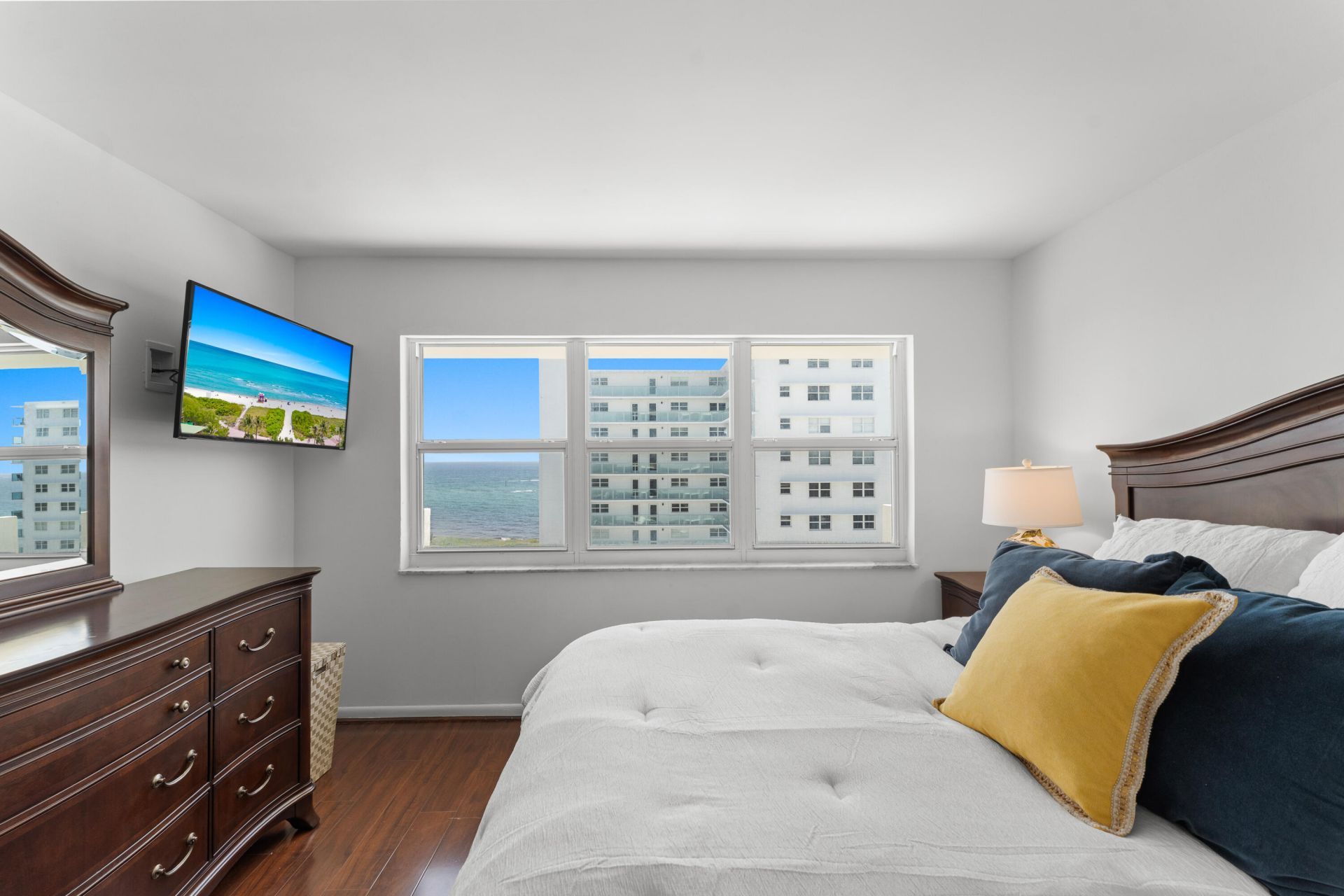1630 N Ocean Boulevard, Unit 1011, Pompano Beach, FL 33062 Photo
