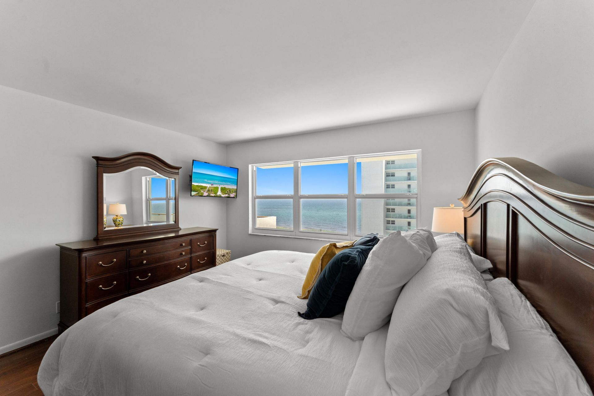 1630 N Ocean Boulevard, Unit 1011, Pompano Beach, FL 33062 Photo