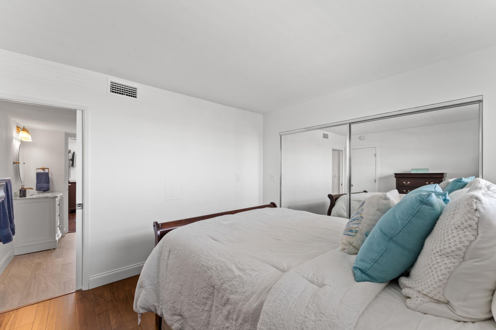 1630 N Ocean Boulevard, Unit 1011, Pompano Beach, FL 33062 Photo