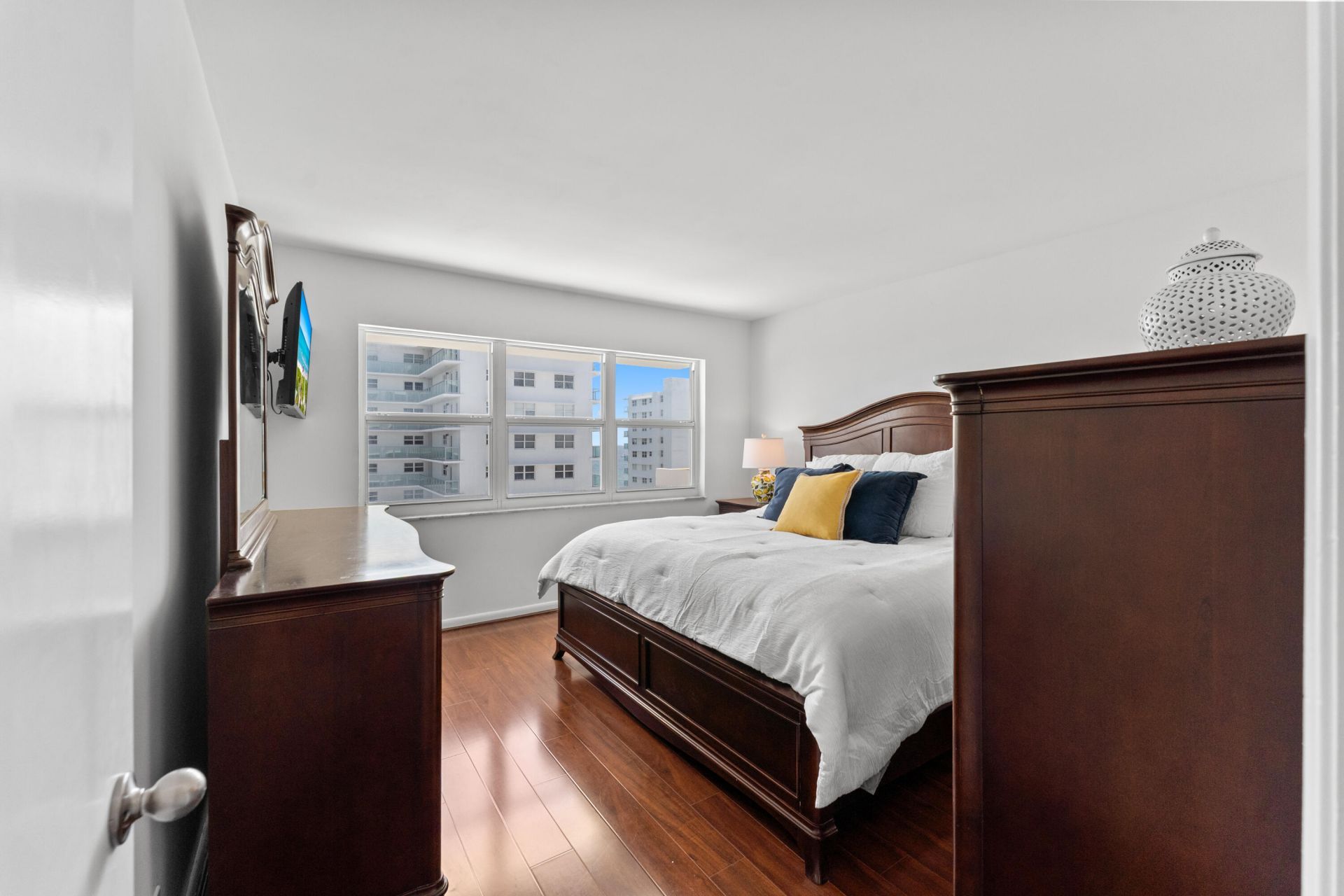 1630 N Ocean Boulevard, Unit 1011, Pompano Beach, FL 33062 Photo