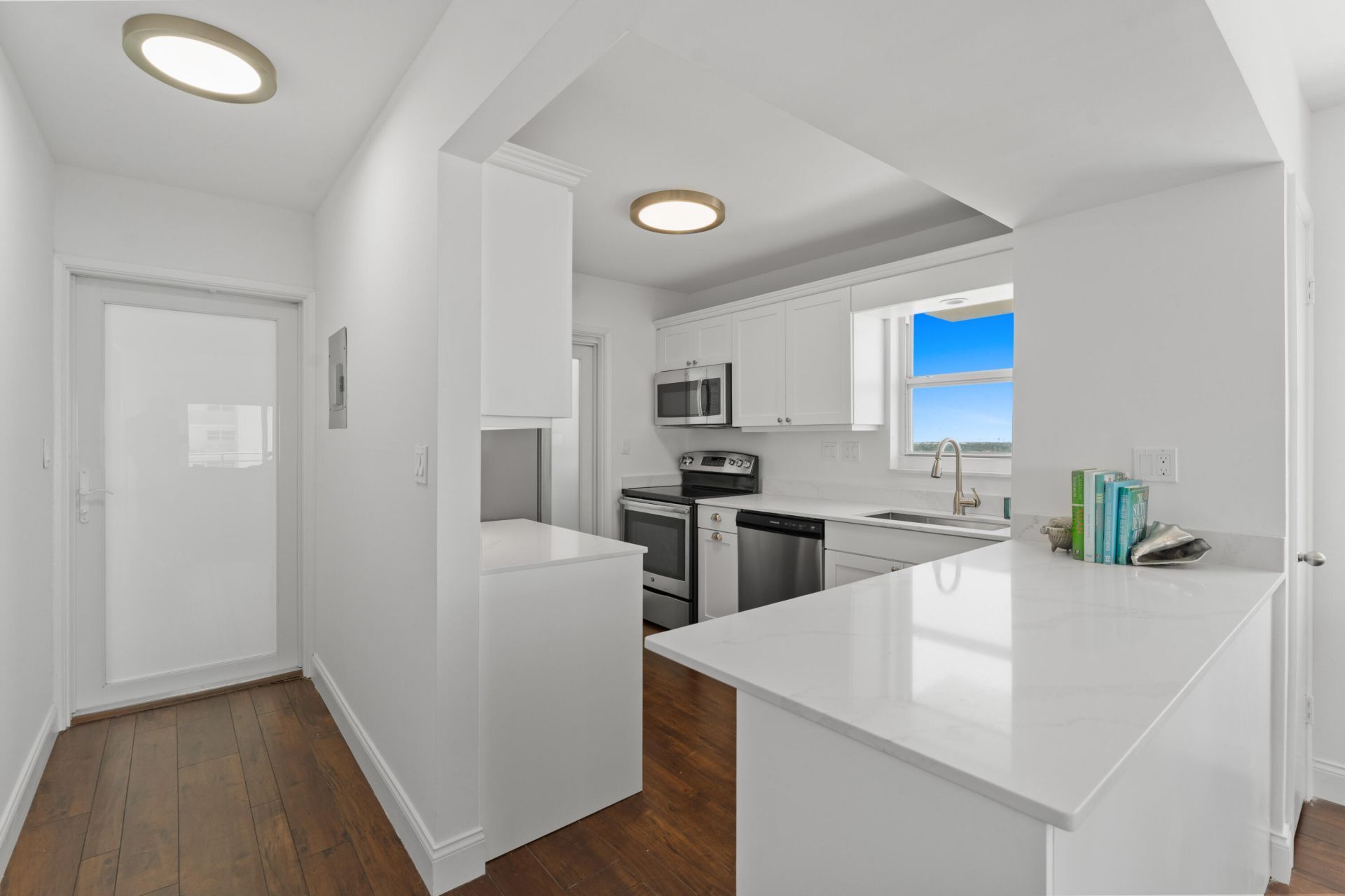 1630 N Ocean Boulevard, Unit 1011, Pompano Beach, FL 33062 Photo