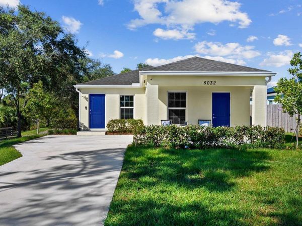 5032 SE FLOUNDER Avenue, Stuart, FL 34997