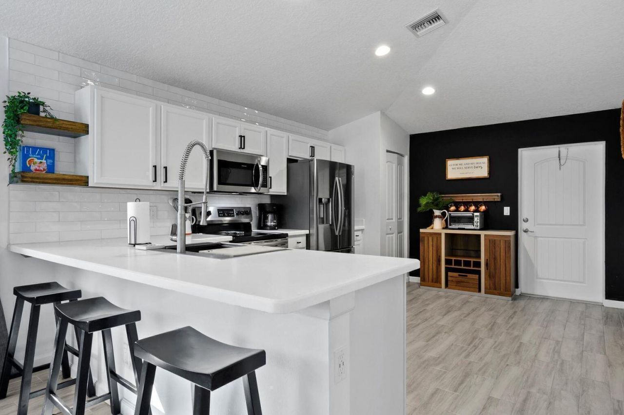 5032 SE Flounder Avenue, Stuart, FL 34997 Photo