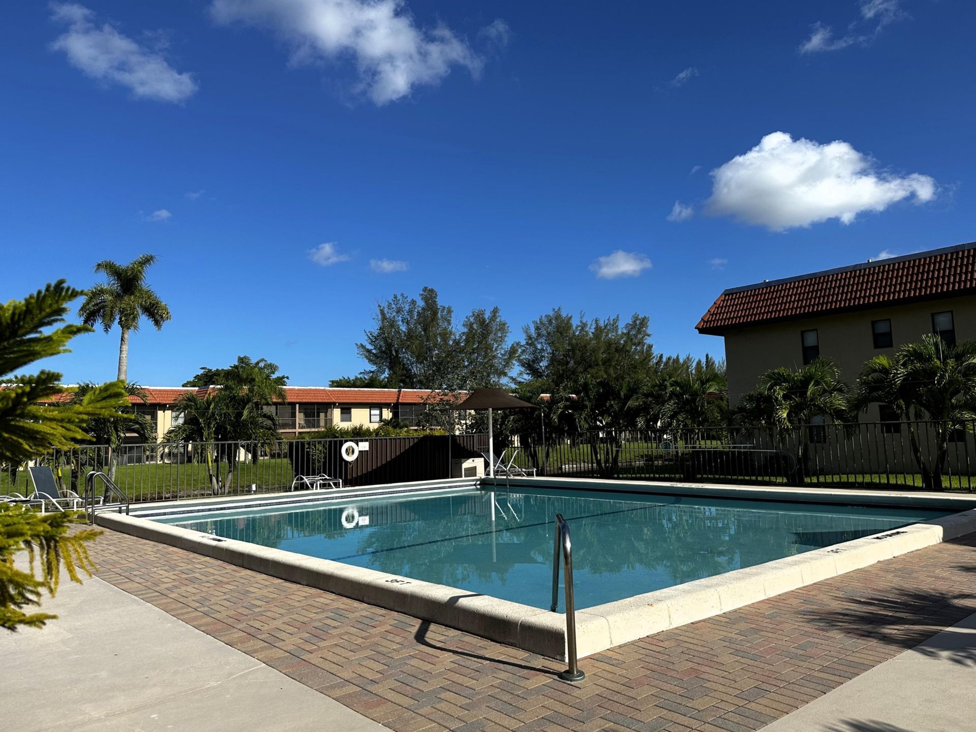 21904 Lake Forest Circle, Unit 106, Boca Raton, FL 33433 Photo