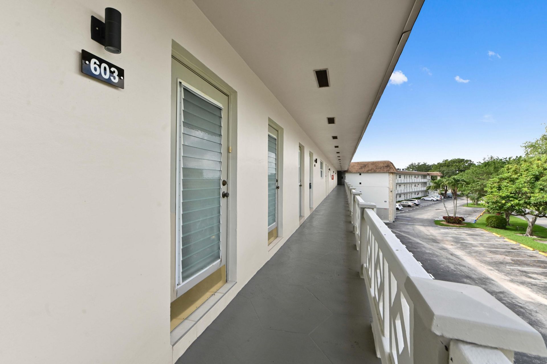 3506 NW 49th Avenue, Unit 603, Lauderdale Lakes, FL 33319 Photo