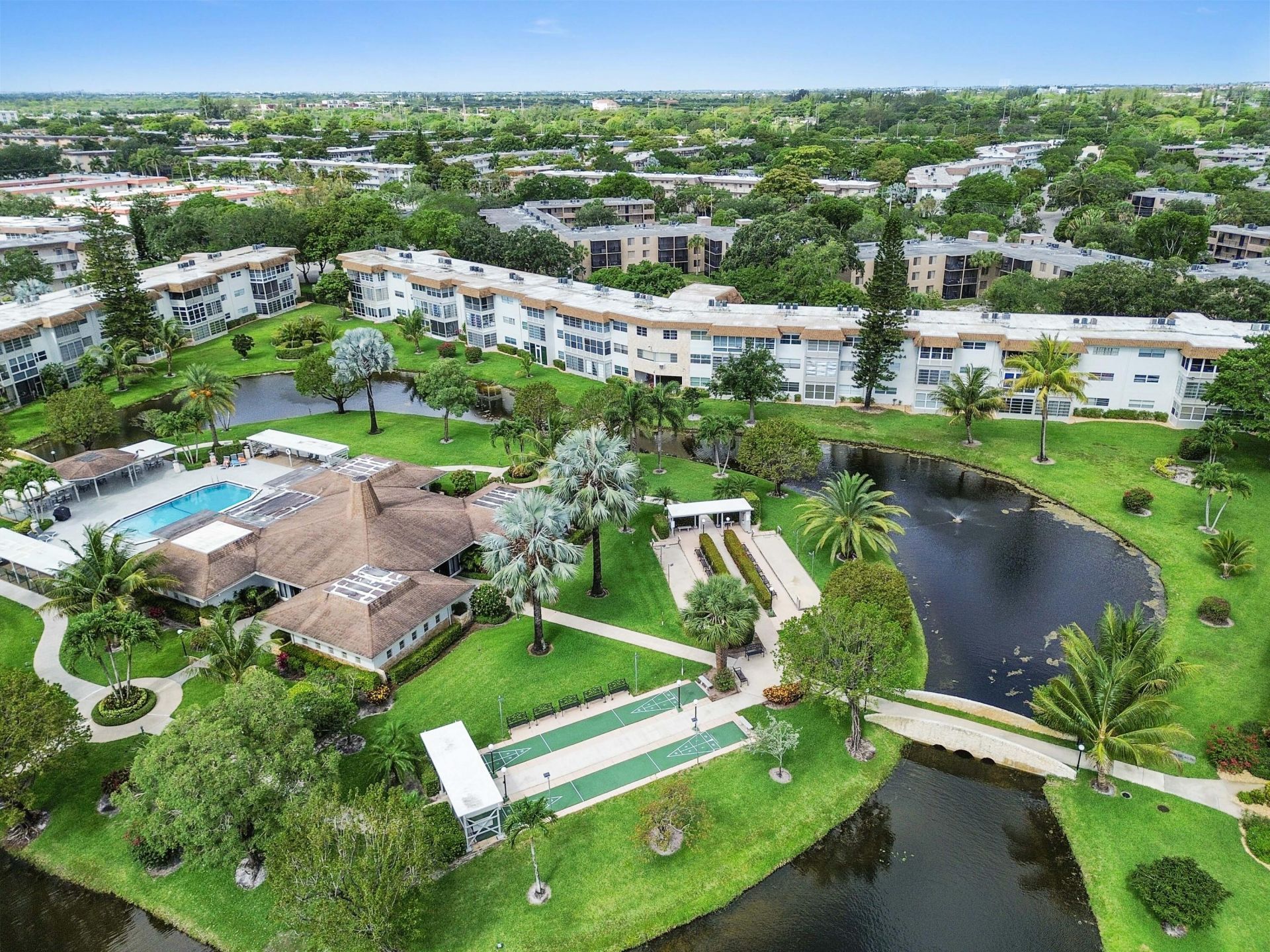 3506 NW 49th Avenue, Unit 603, Lauderdale Lakes, FL 33319 Photo