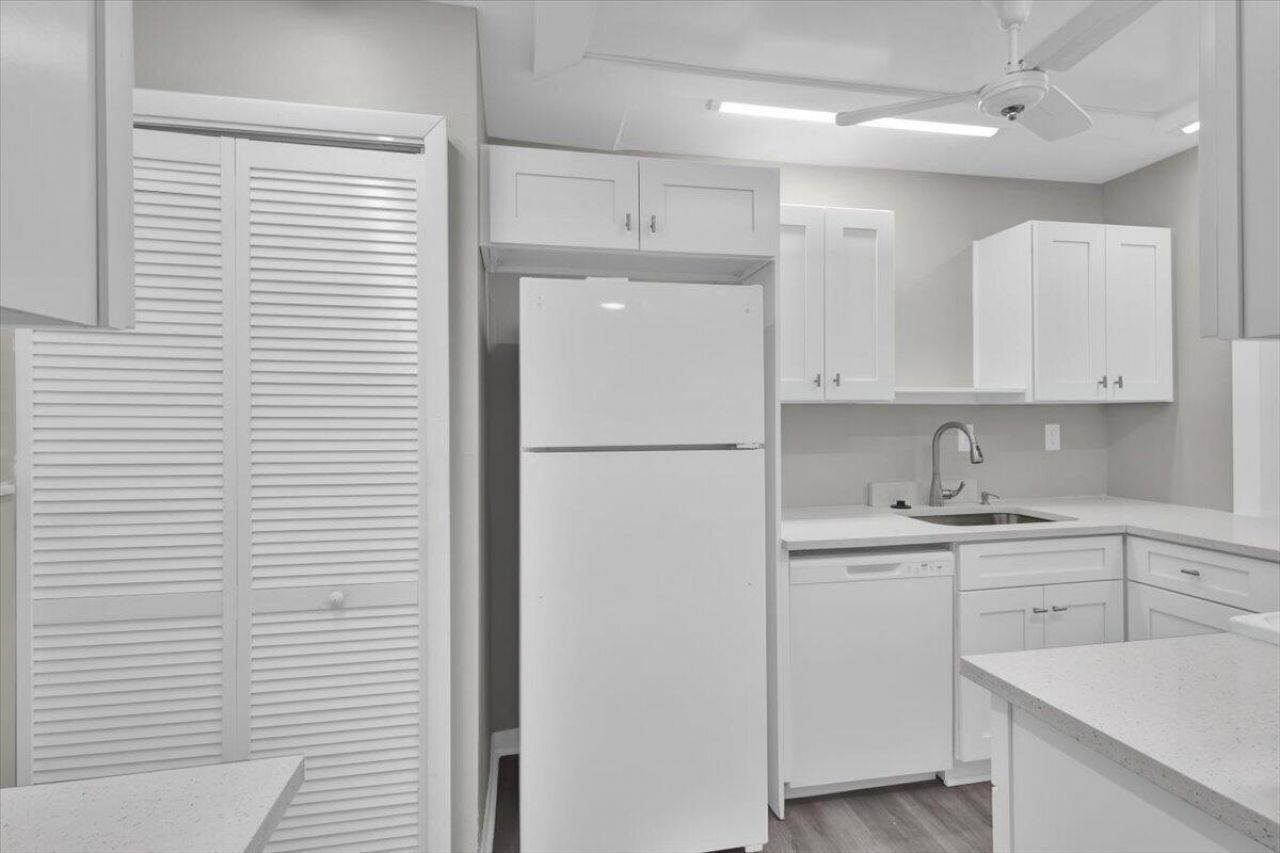 5373 SE Miles Grant Road, Unit 102, Stuart, FL 34997 Photo