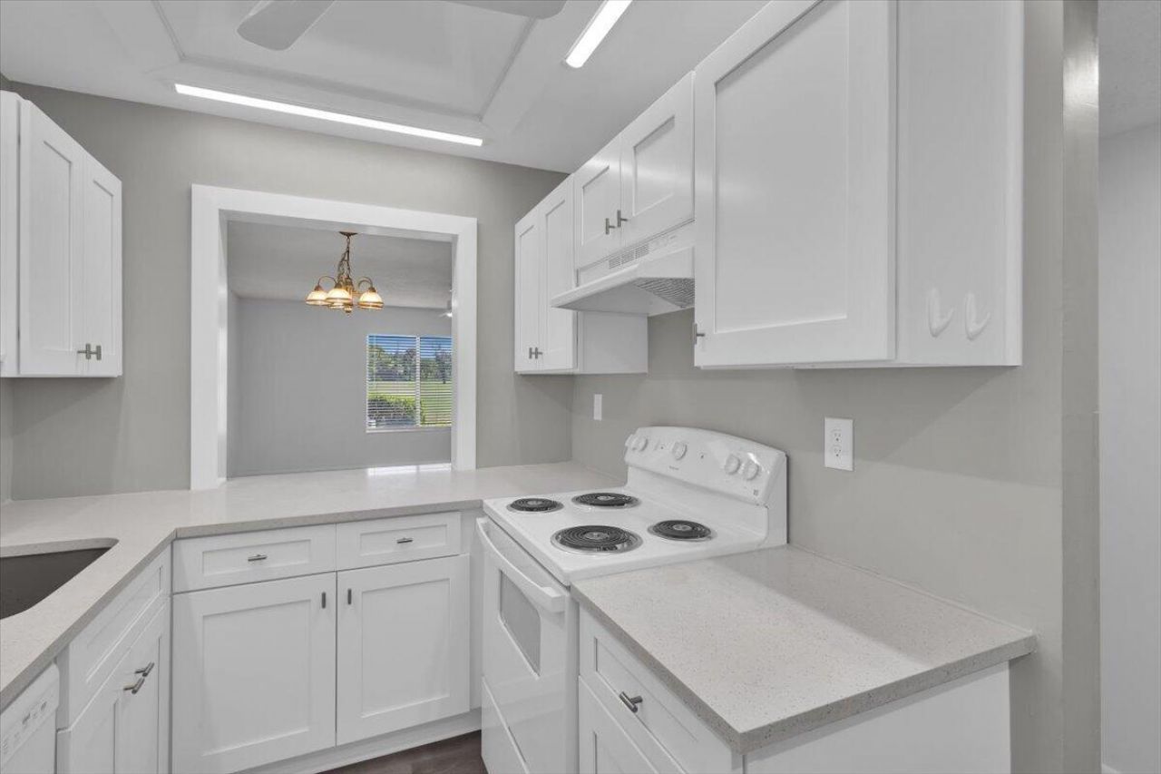 5373 SE Miles Grant Road, Unit 102, Stuart, FL 34997 Photo