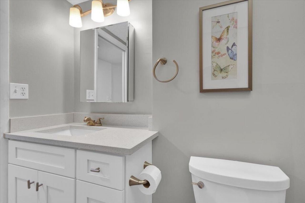 5373 SE Miles Grant Road, Unit 102, Stuart, FL 34997 Photo