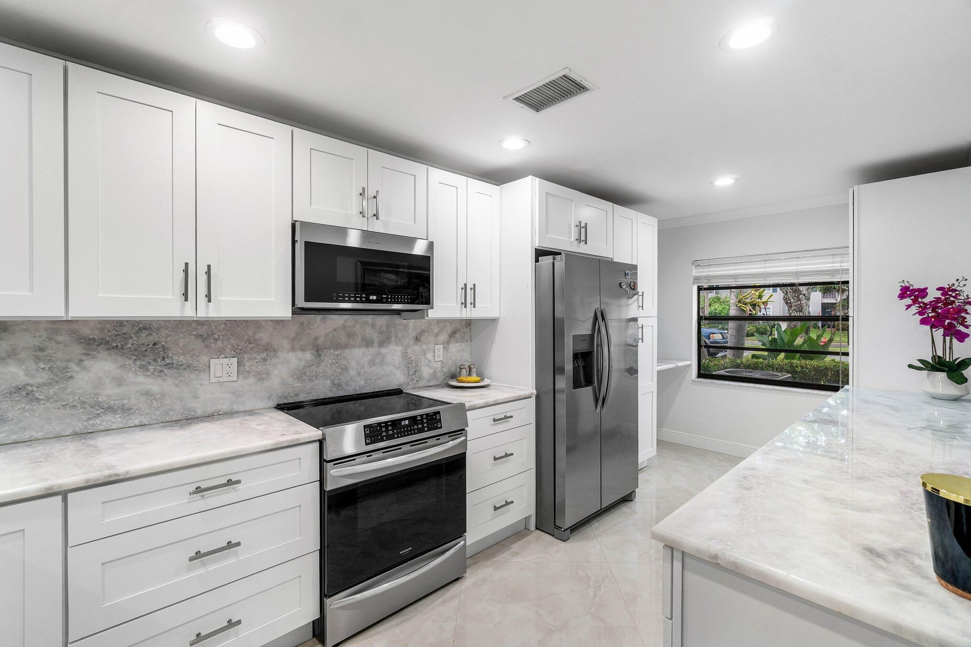 34 Stratford Lane W, Unit C, Boynton Beach, FL 33436 Photo