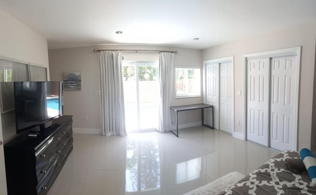 1321 Madison Street, Hollywood, FL 33019 Photo