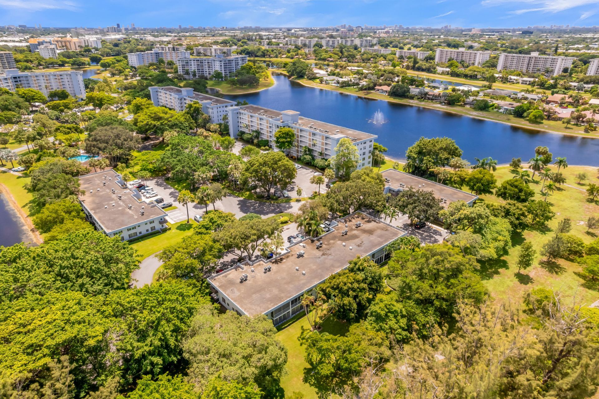 3201 N Course Lane E, Unit 212, Pompano Beach, FL 33069 Photo