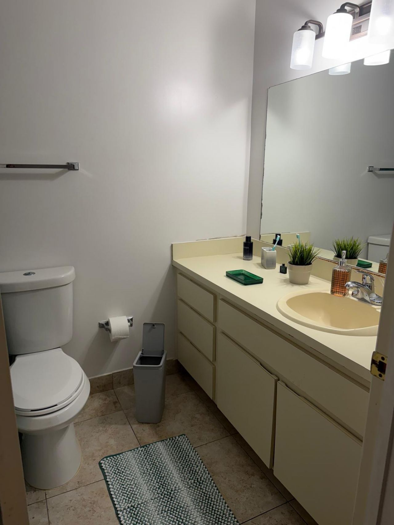 491 Springdale Circle, Palm Springs, FL 33461 Photo