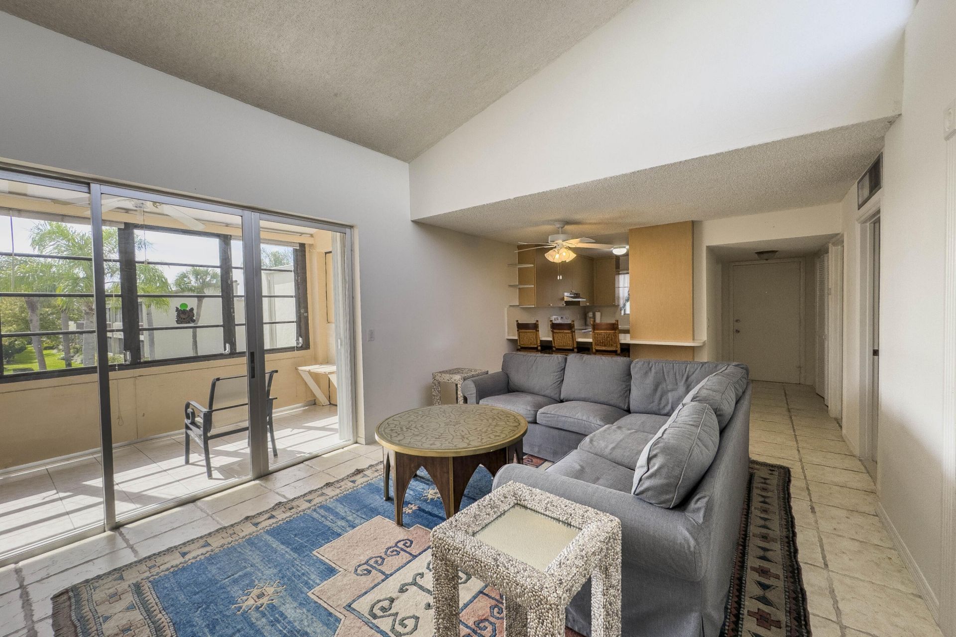 2540 Boundbrook Boulevard, Unit 204, Palm Springs, FL 33406 Photo