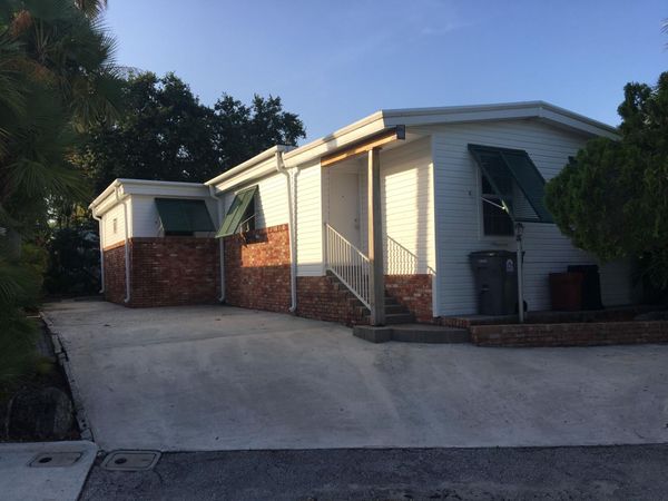 2911 Tangerine Lane, West Palm Beach, FL 33403