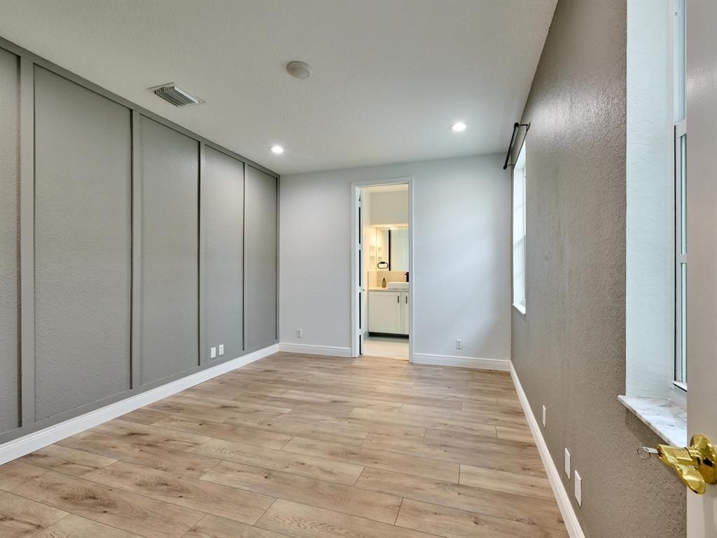2401 NW 7th Street, Boynton Beach, FL 33426 Photo