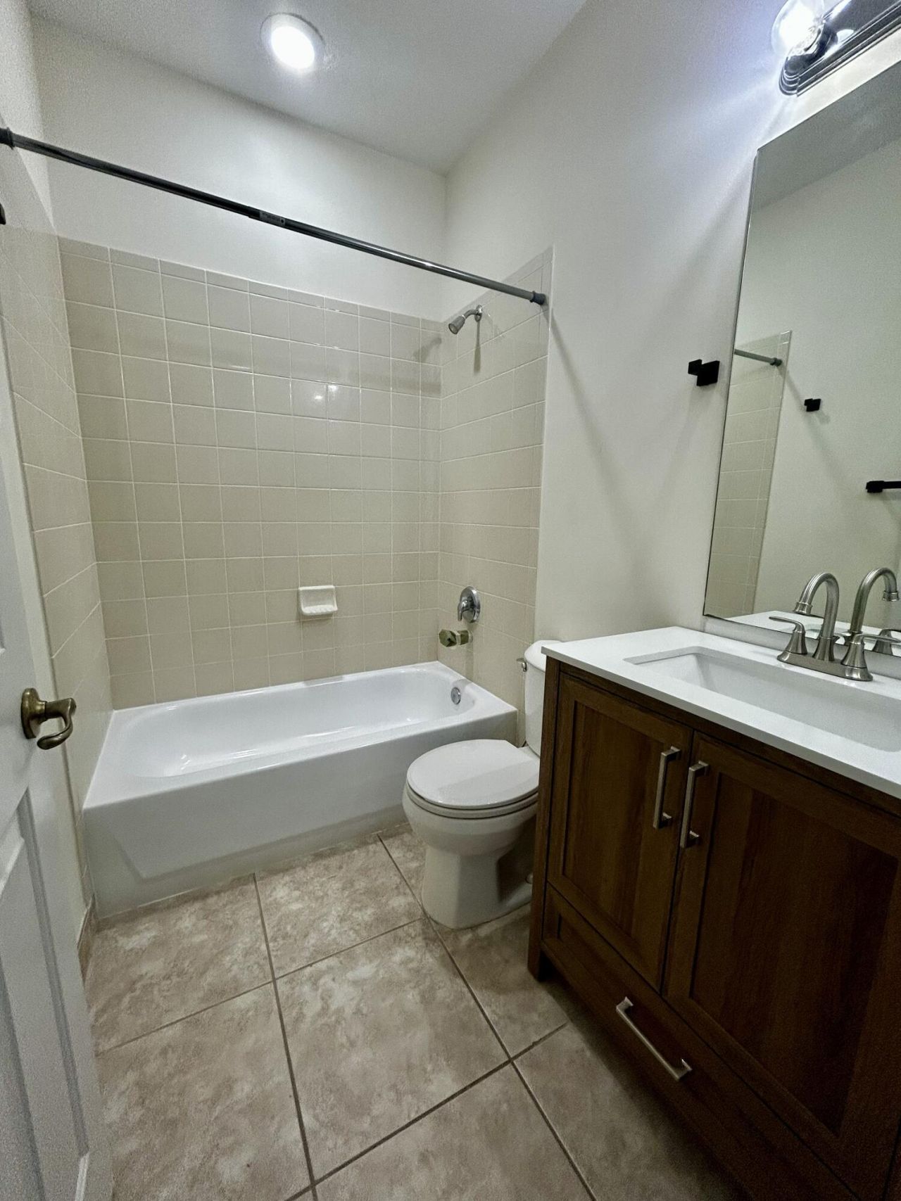 2401 NW 7th Street, Boynton Beach, FL 33426 Photo