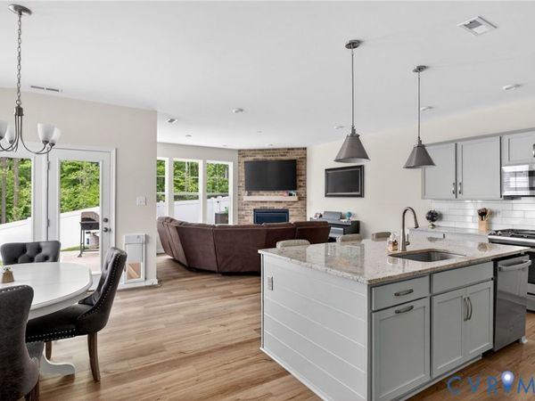 3700 Irby Pond Drive , Midlothian, VA 23112