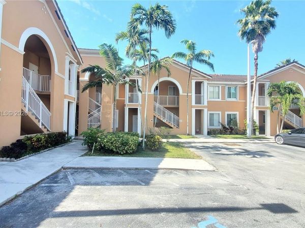 7070 NW 177th St , Unit 205-10, Hialeah, FL 33015