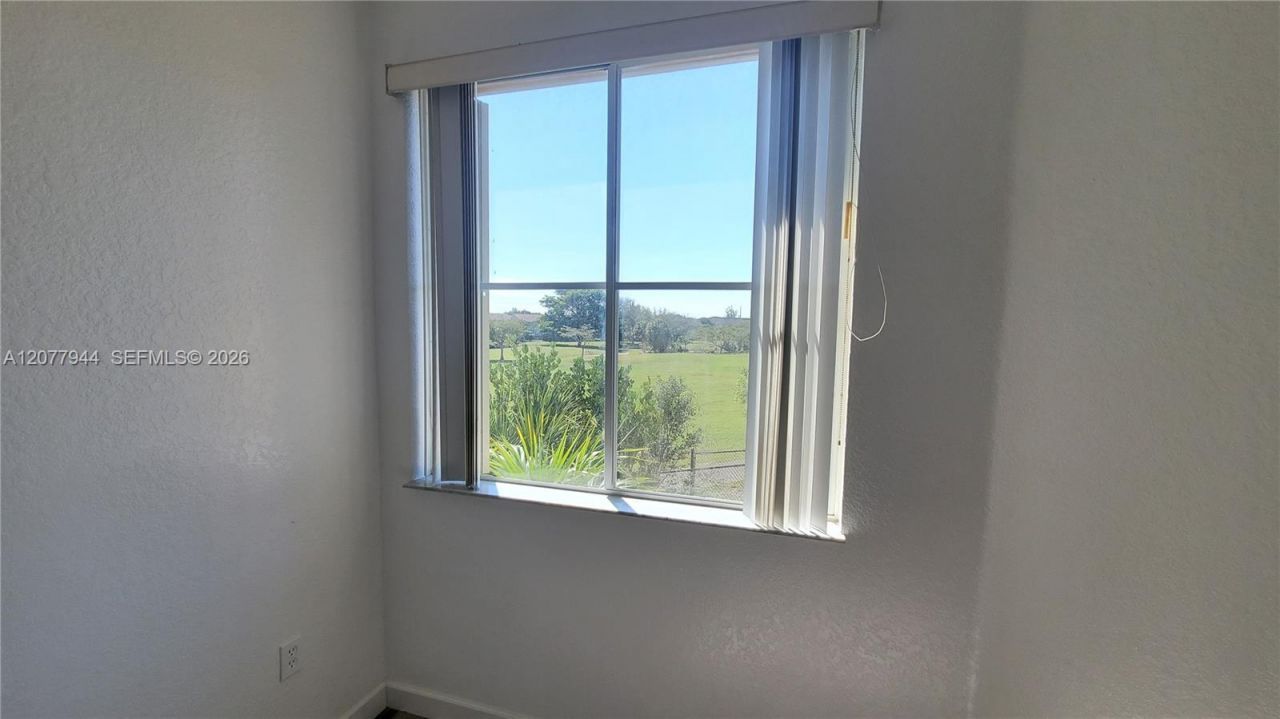 7070 NW 177th St , Unit 205-10, Hialeah, FL 33015 Photo