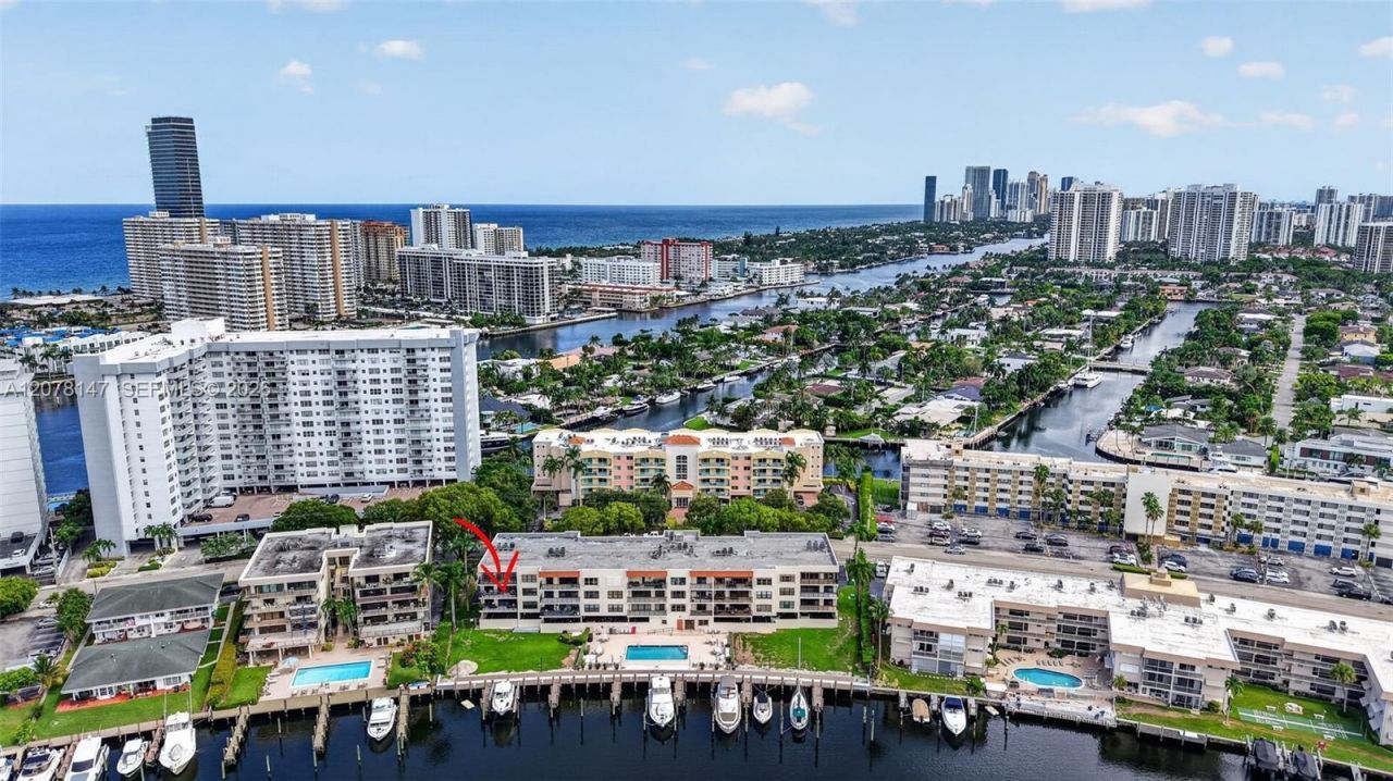 200 Golden Isles Dr , Unit 306, Hallandale Beach, FL 33009 Photo