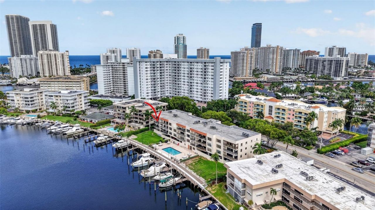 200 Golden Isles Dr , Unit 306, Hallandale Beach, FL 33009 Photo