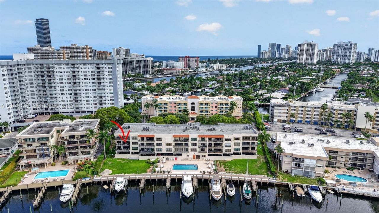 200 Golden Isles Dr , Unit 306, Hallandale Beach, FL 33009 Photo