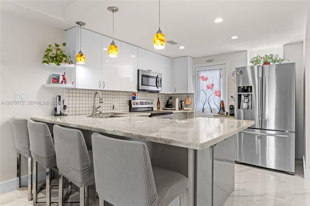 2855 Leonard Dr, Unit H605, Aventura, FL 33160 Photo