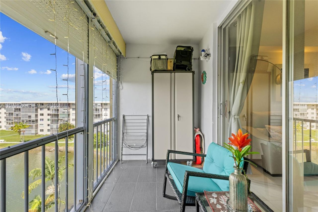 2855 Leonard Dr, Unit H605, Aventura, FL 33160 Photo