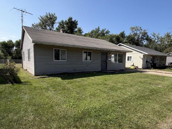 640 S New Jersey Street , Gary, IN 46403