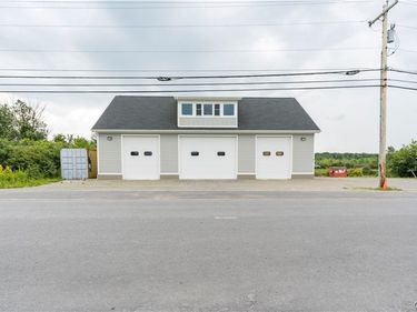 46340 County Route 1 , Alexandria Bay, NY 13607