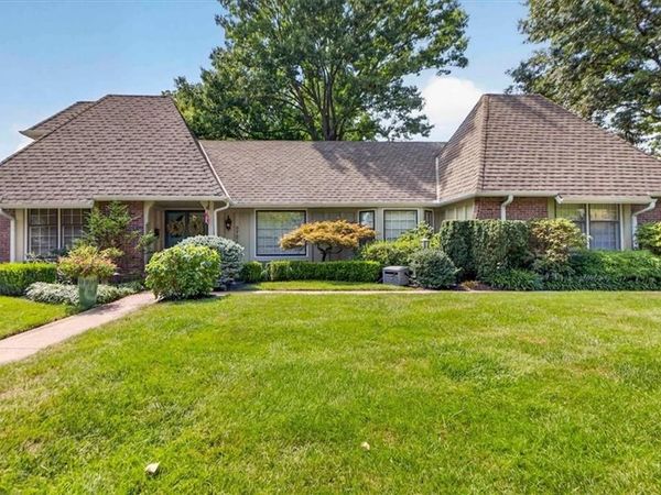 9722 Briar Street, Overland Park, KS 66207