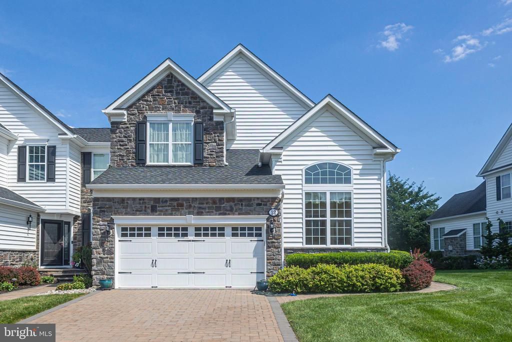 12 BROWN LANE, NEWTOWN, PA 18940